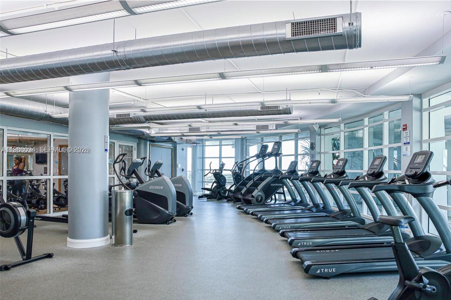 VIZCAYNE SOUTH CONDO - Residential Lease