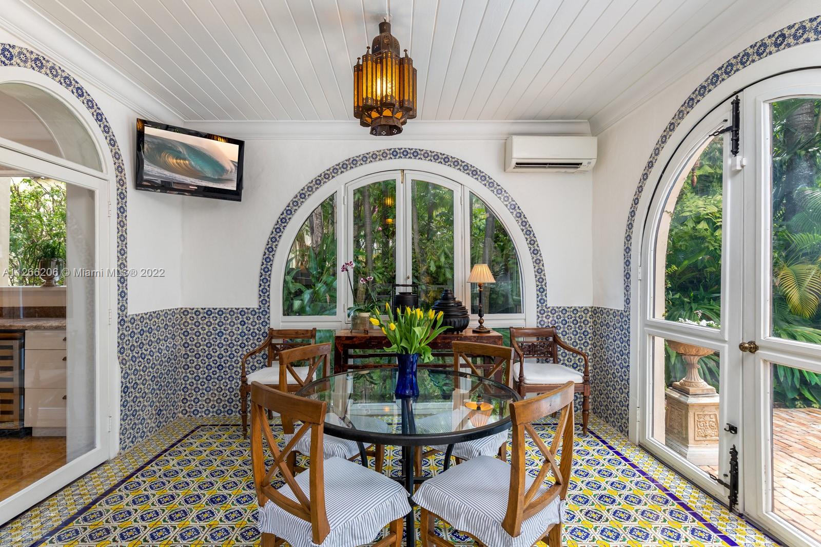 PALM VIEW SUB - Residential