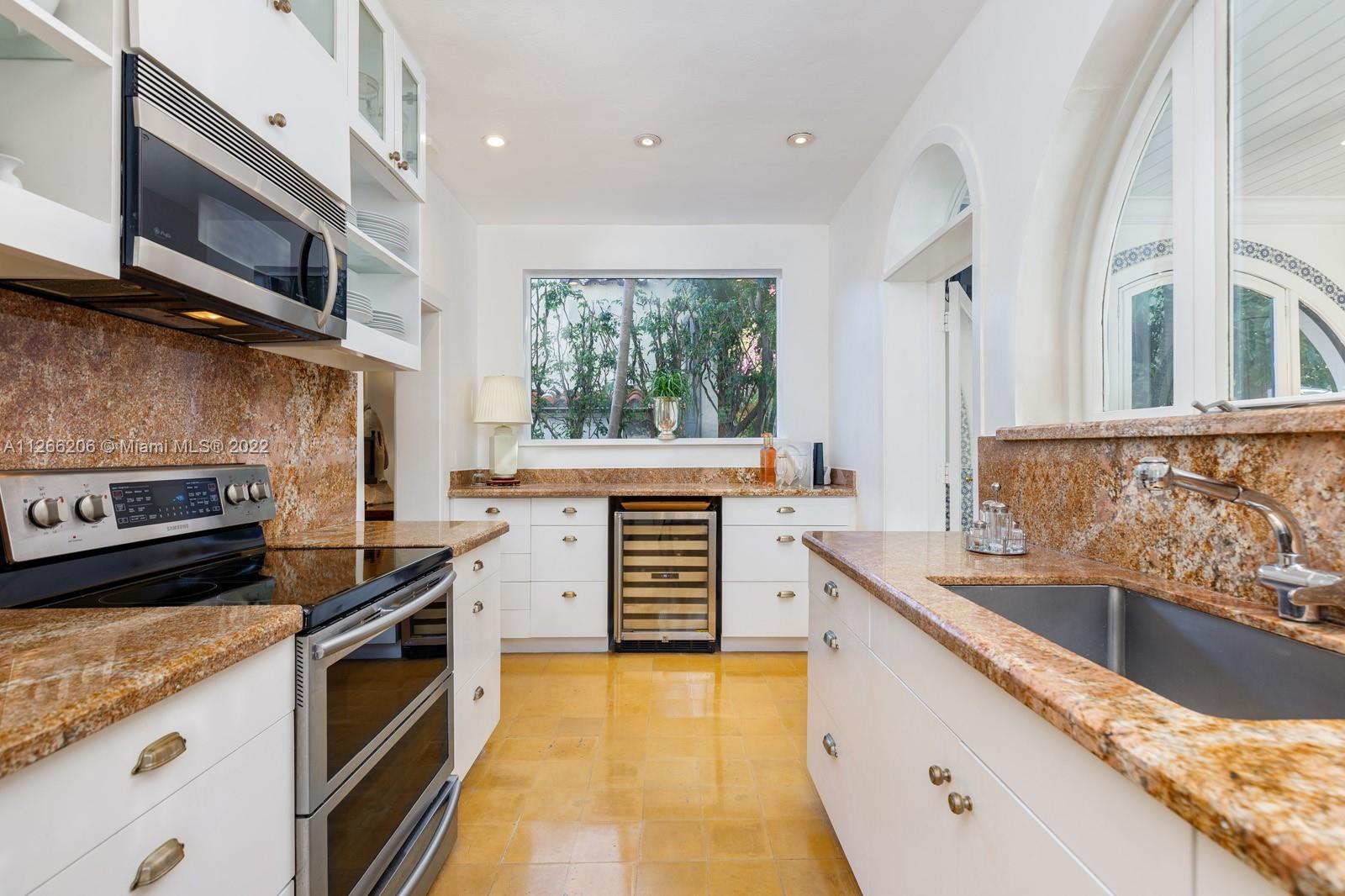 PALM VIEW SUB - Residential