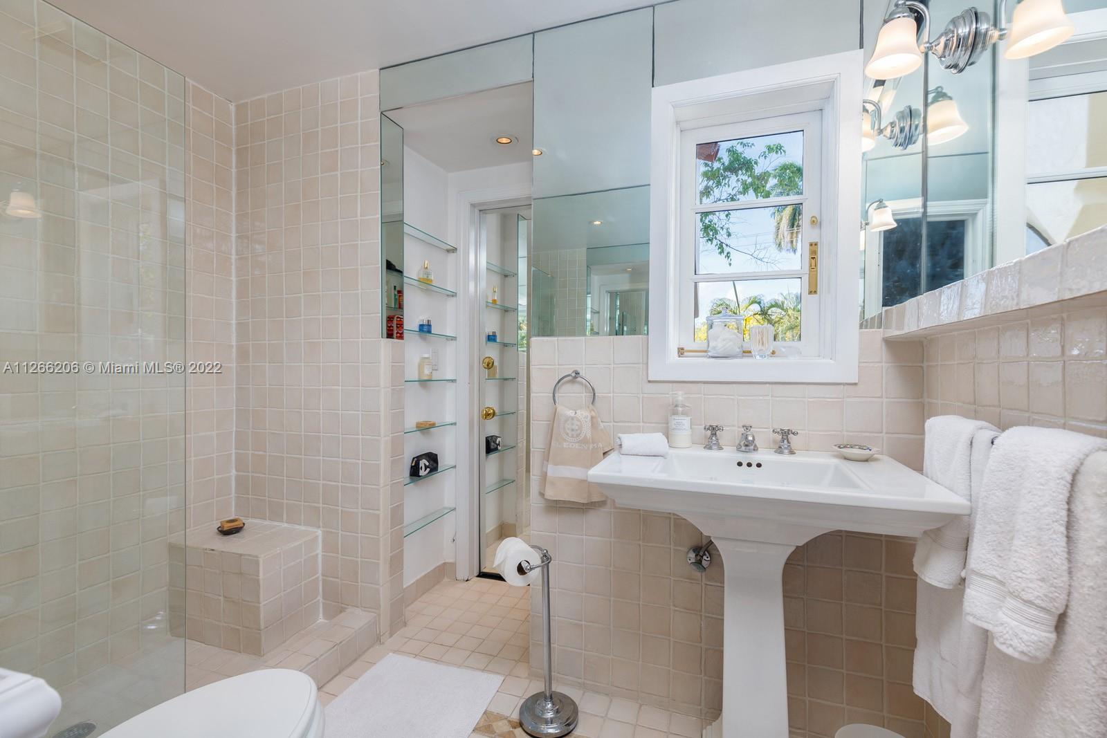 PALM VIEW SUB - Residential