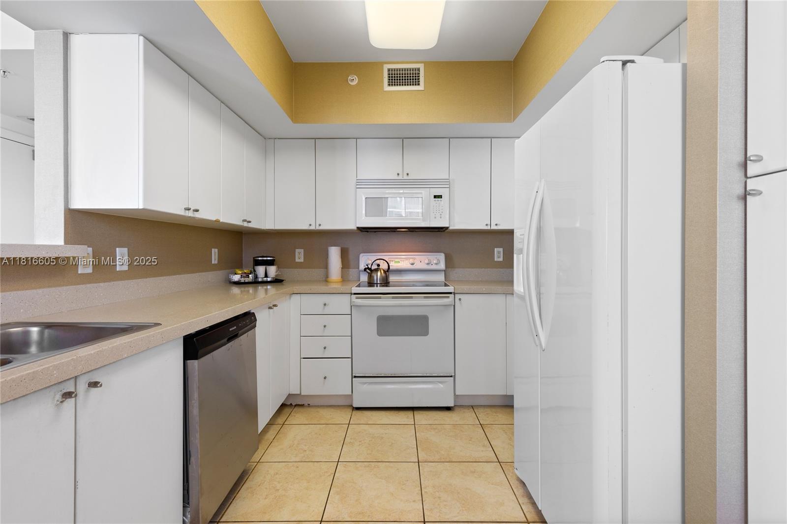 OCEAN POINT BEACH CLUB CO - Residential