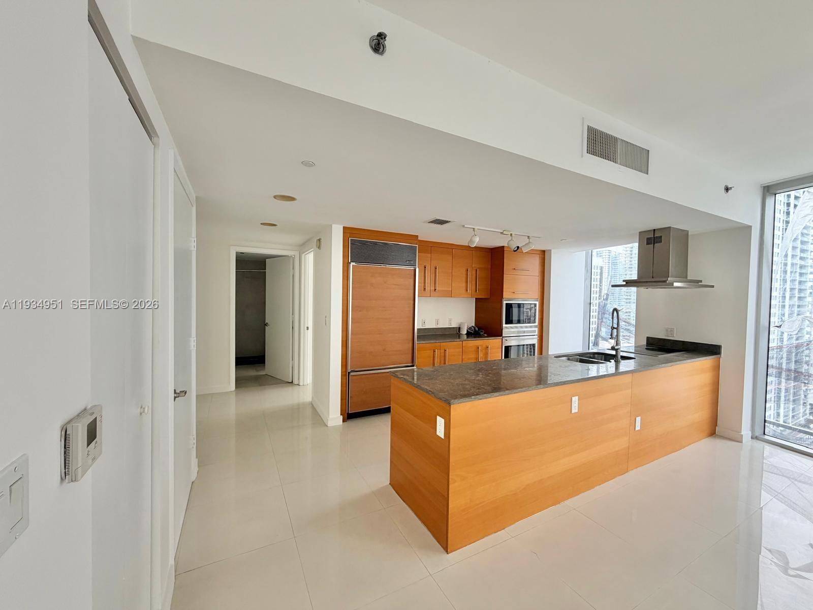 495 Brickell Ave 2610