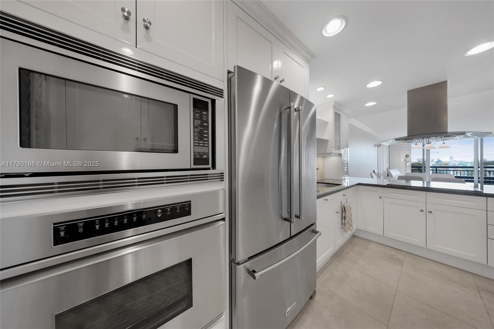 STARLITE CONDO - Residential