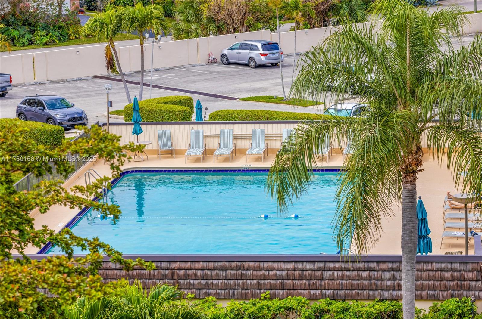 STARLITE CONDO - Residential