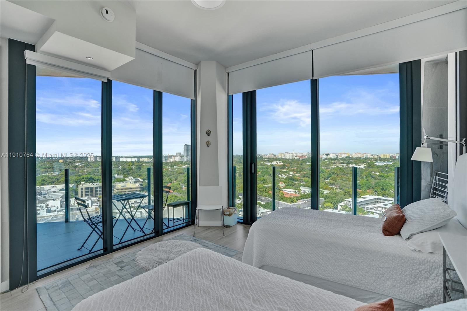 CLUB RESIDENCES AT PARK G - Residential