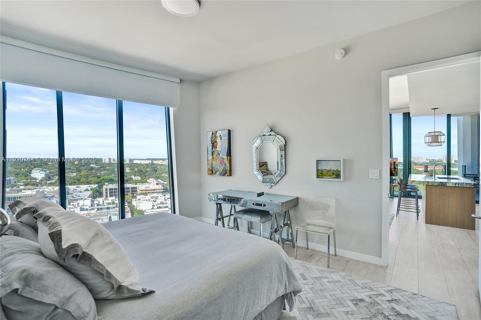 CLUB RESIDENCES AT PARK G - Residential