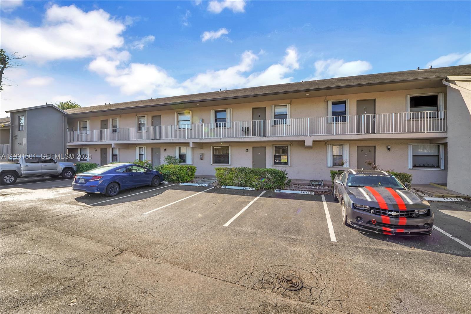 KENDALE LAKES WEST SEC 5 - Residential