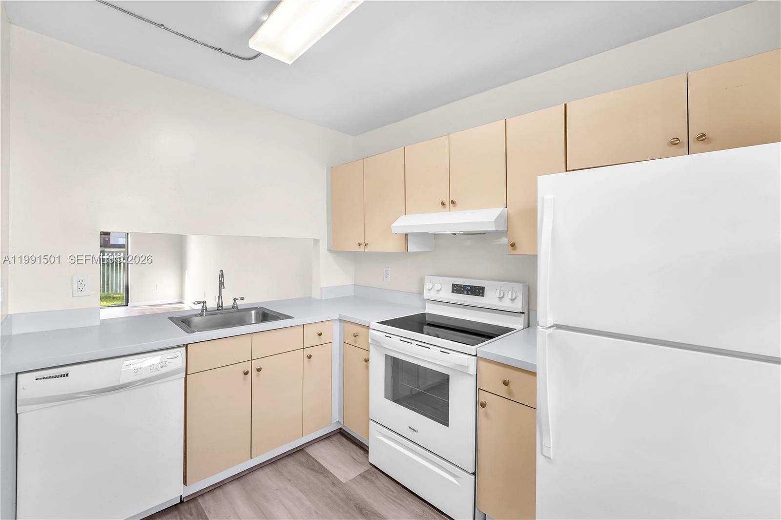 KENDALE LAKES WEST SEC 5 - Residential