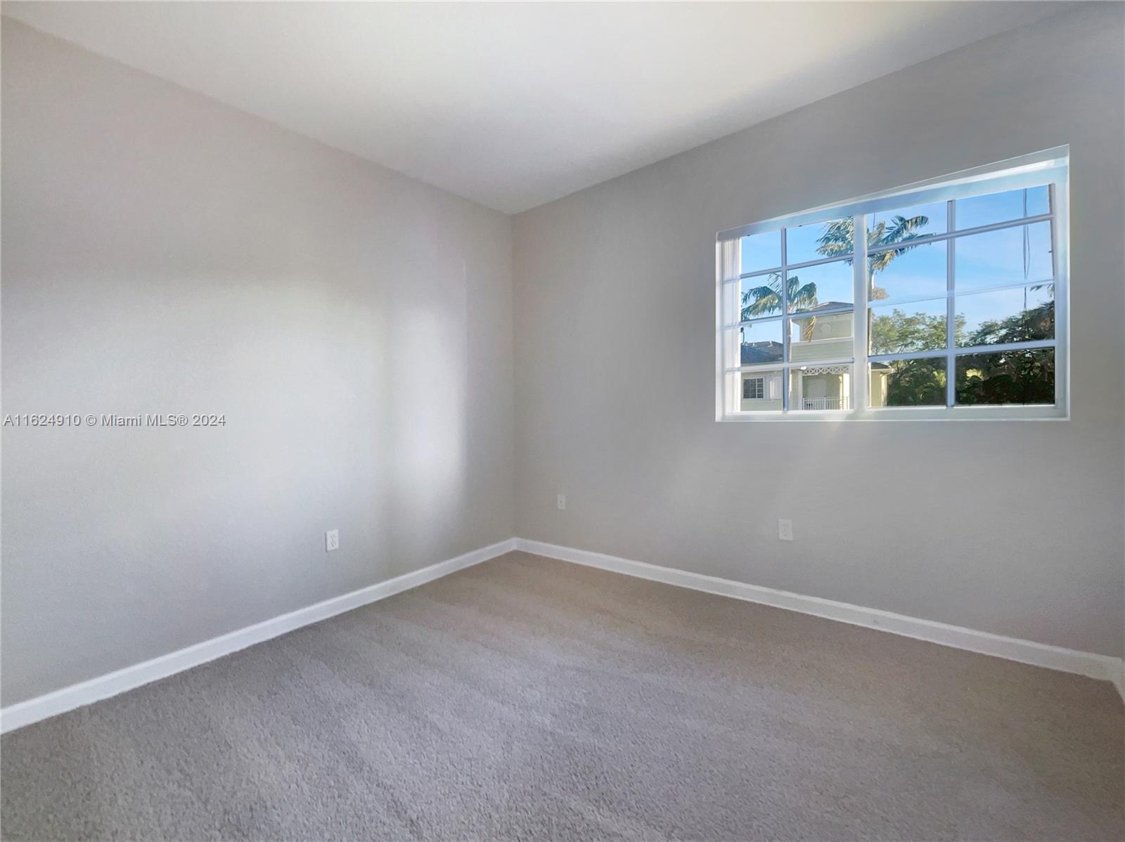 CARIBBEAN ISLES VILLAS CO - Residential