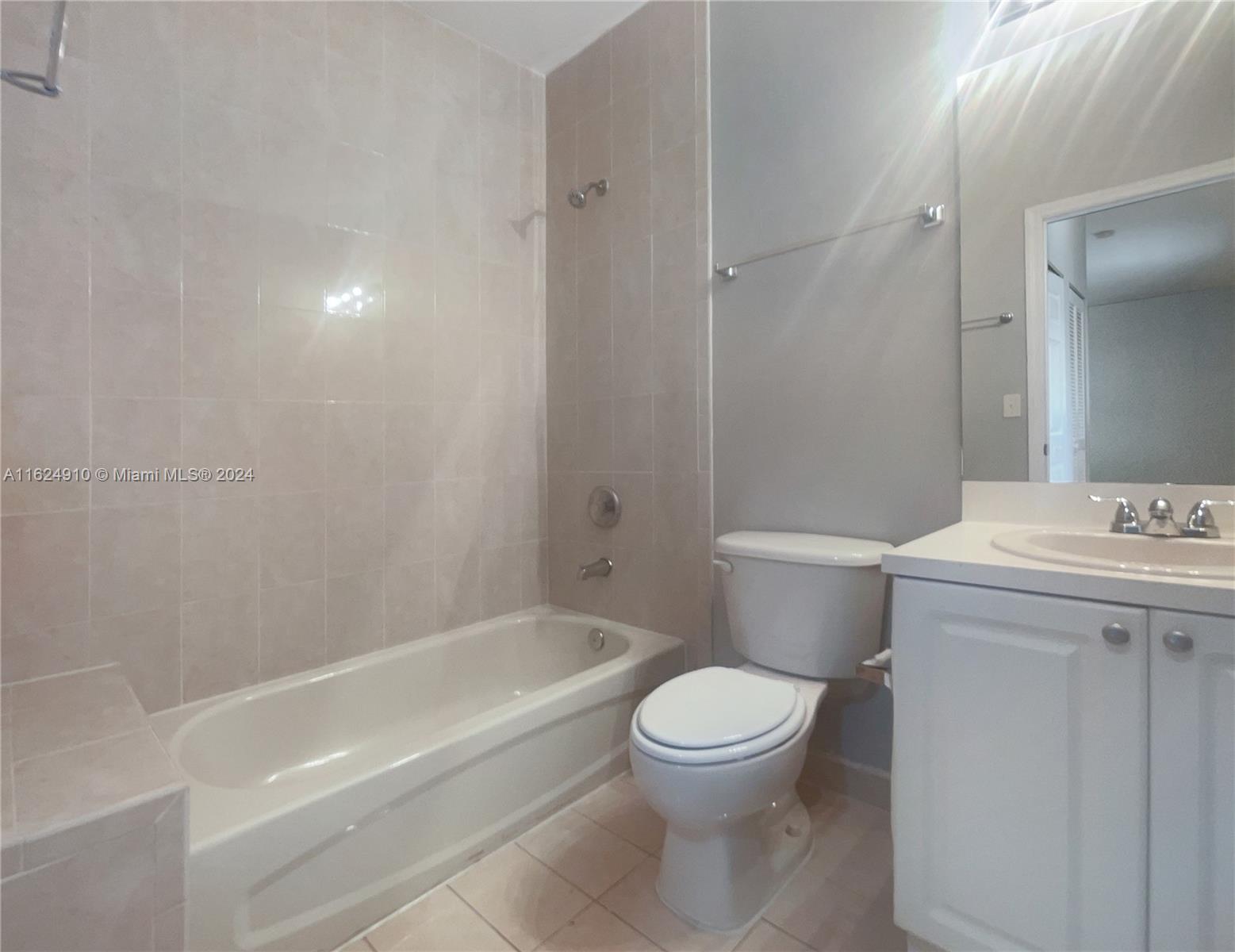 CARIBBEAN ISLES VILLAS CO - Residential