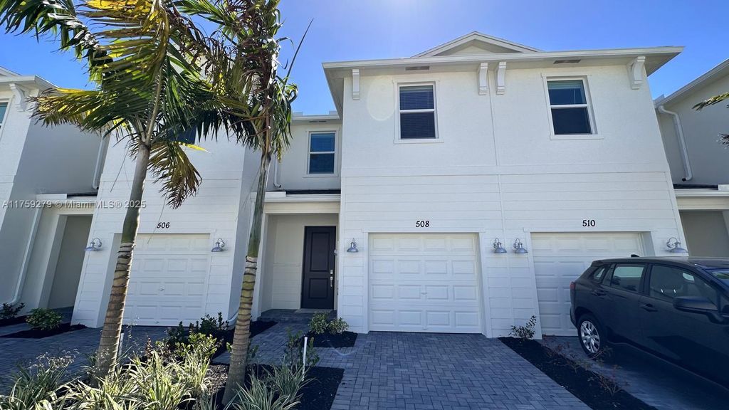 Photo of 508 SE Rivergrass St #508, Port Saint Lucie, FL 34984 (MLS # A11759279)