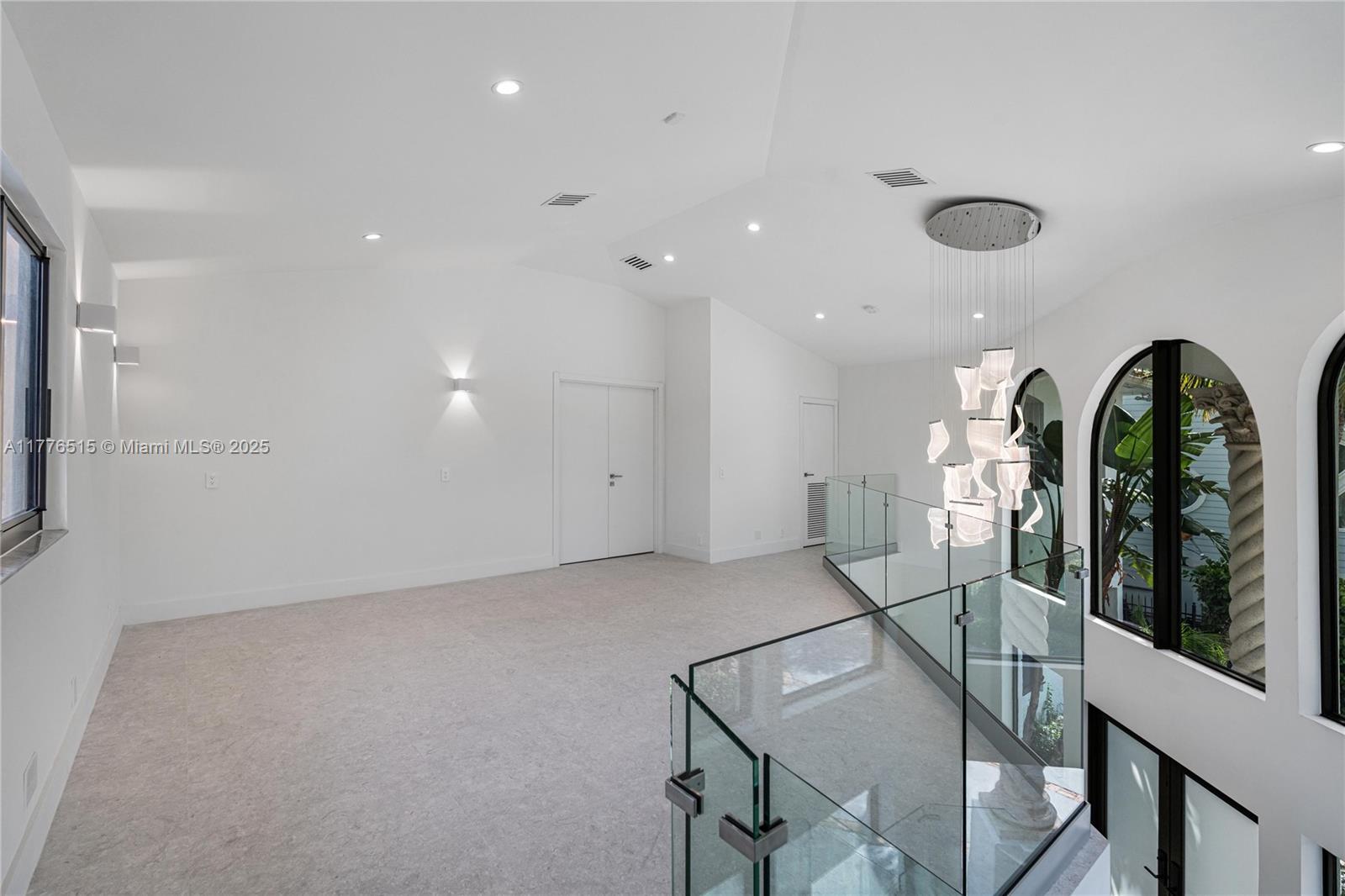 LAS OLAS BY THE SEA EXT - Residential