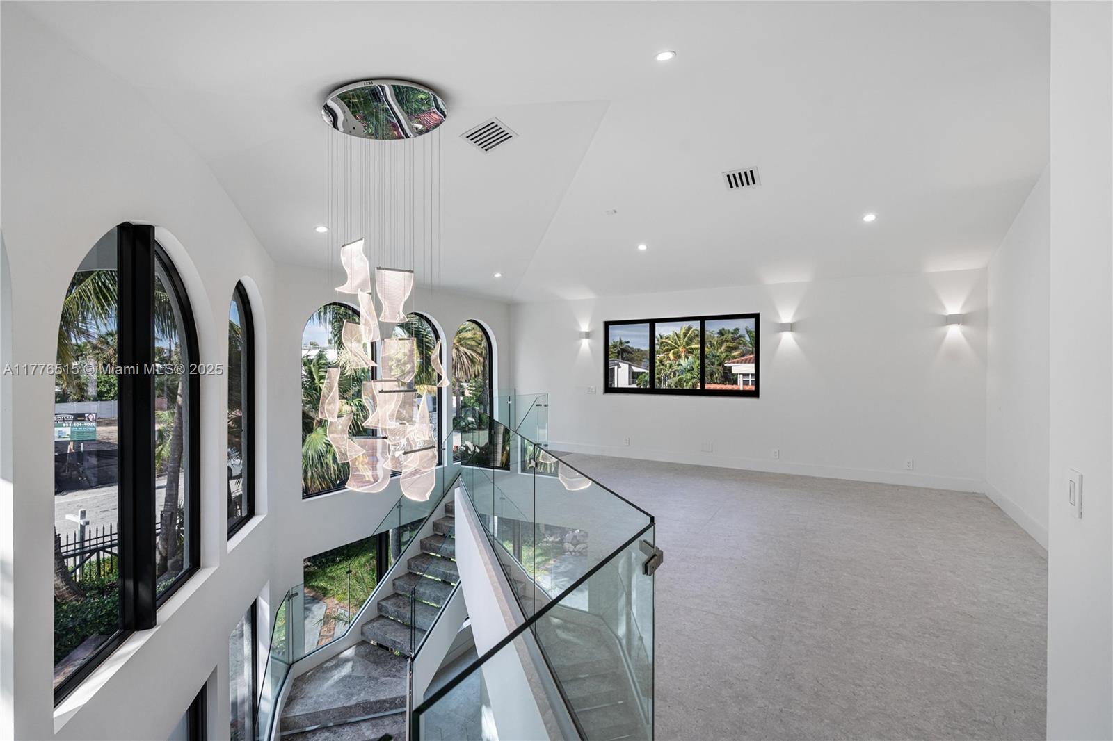 LAS OLAS BY THE SEA EXT - Residential