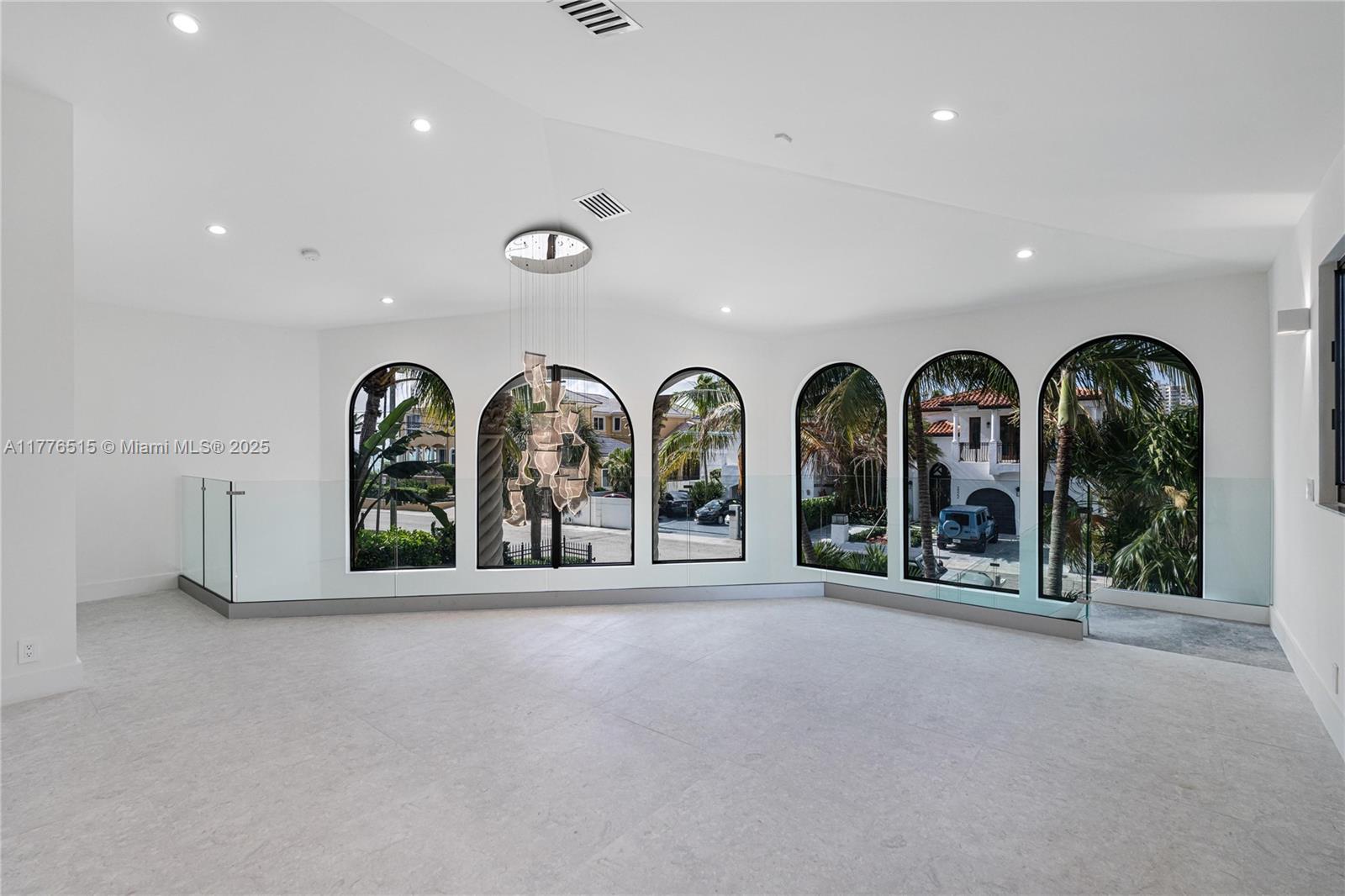 LAS OLAS BY THE SEA EXT - Residential
