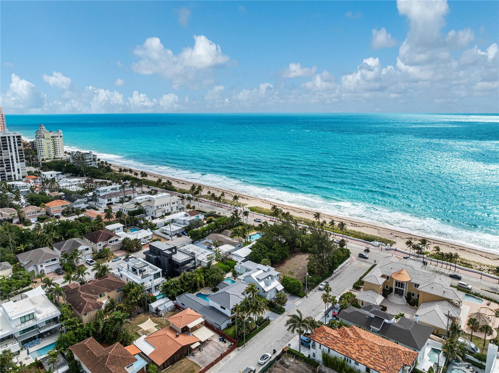 LAS OLAS BY THE SEA EXT - Residential
