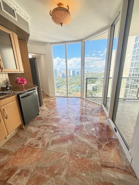 OCEAN ONE CONDO - Residential