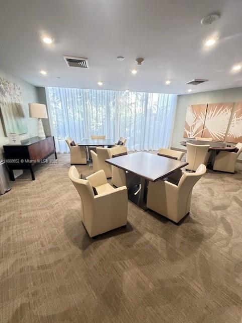 OCEAN ONE CONDO - Residential