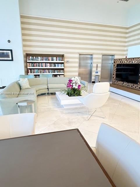 OCEAN ONE CONDO - Residential