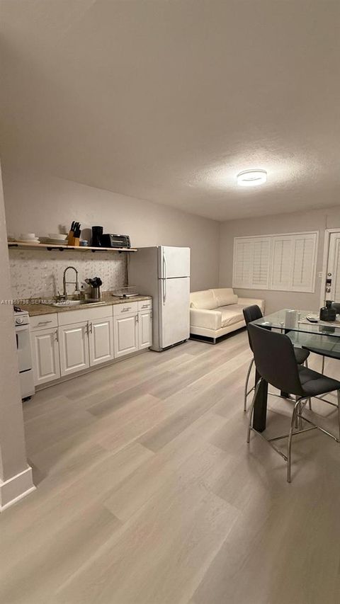 4201 Indian Creek Dr 4 Miami Beach FL 33140