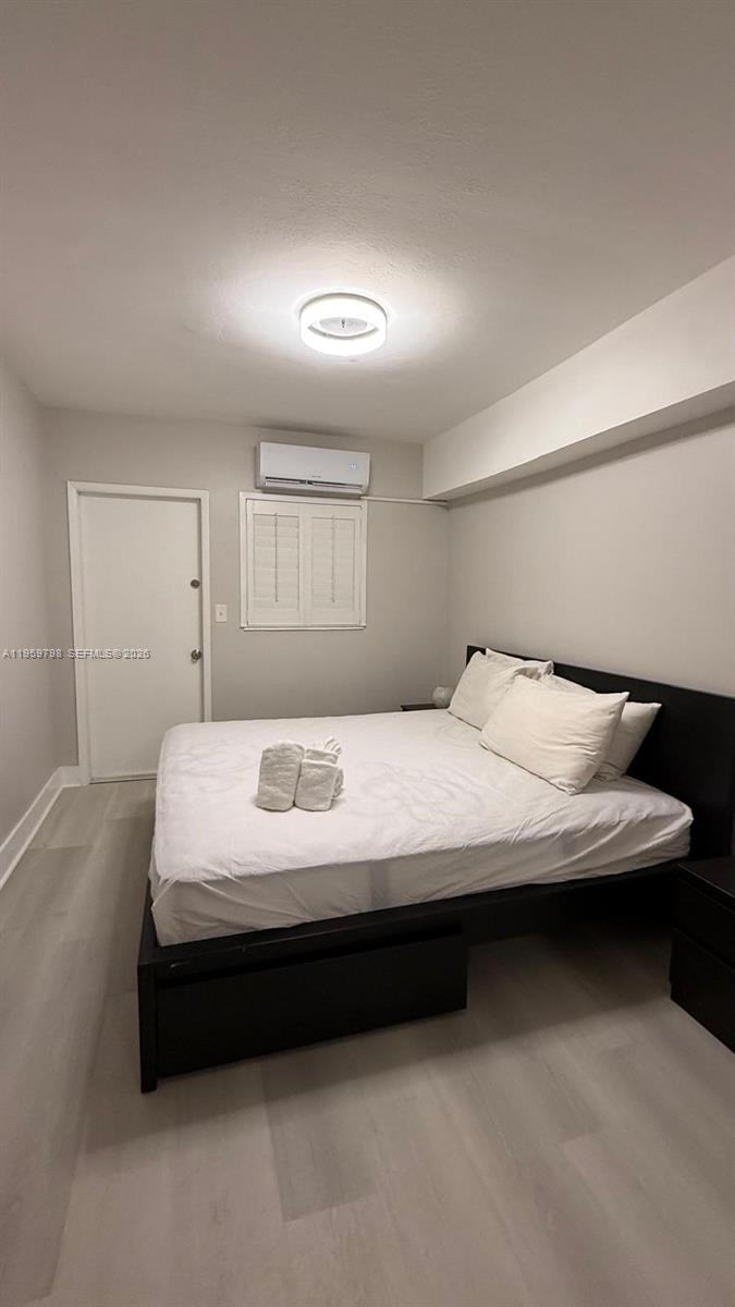 4201 Indian Creek Dr 4