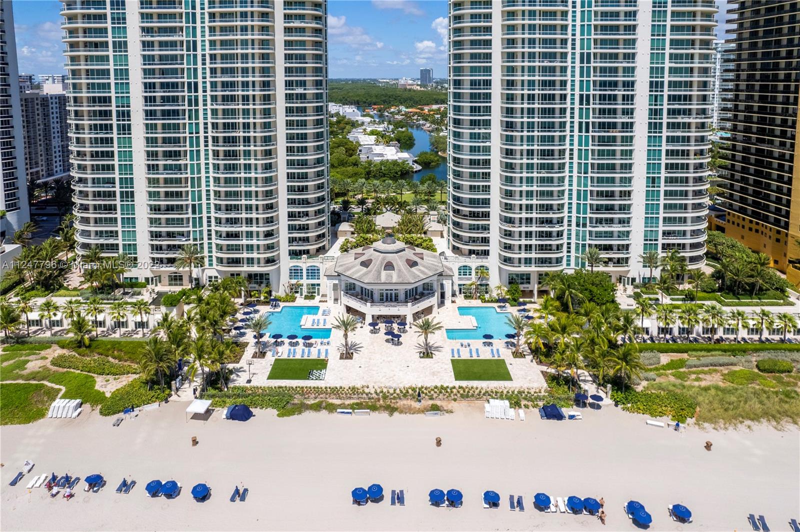 Photo 66 of 67 of 16051 Collins Ave 3204 condo