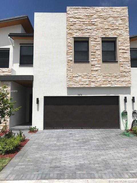 GRAND BAY SOUTH SUMMIT - Residential