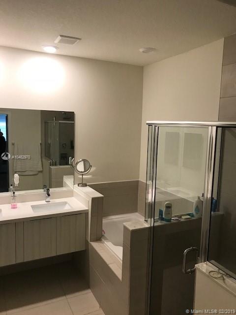 GRAND BAY SOUTH SUMMIT - Residential