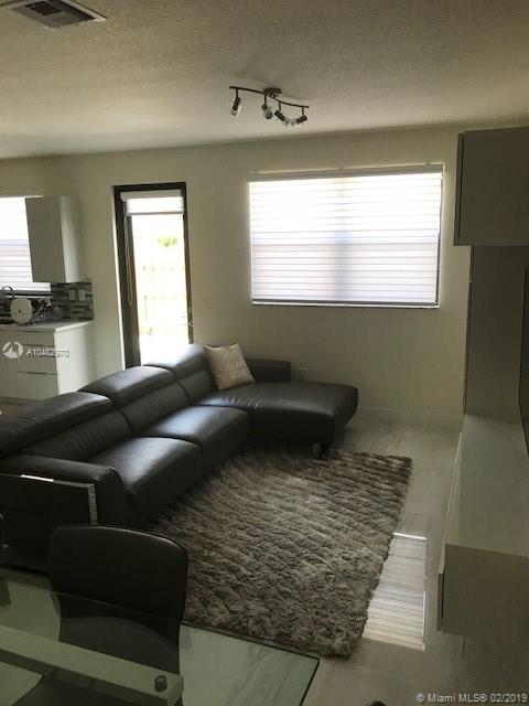 GRAND BAY SOUTH SUMMIT - Residential