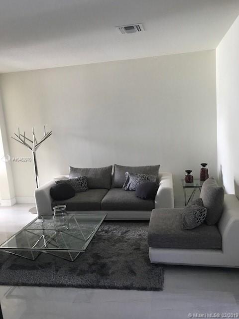 GRAND BAY SOUTH SUMMIT - Residential