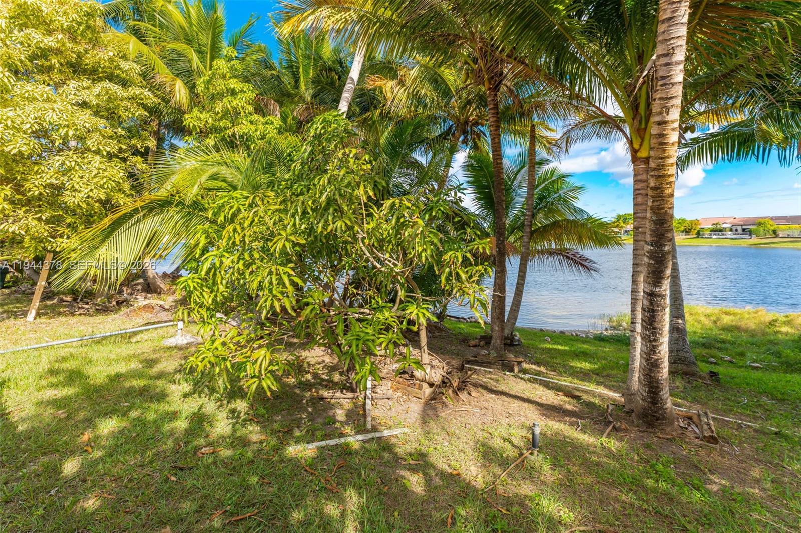 BIRD LAKES NORTH SEC 3 - Residential