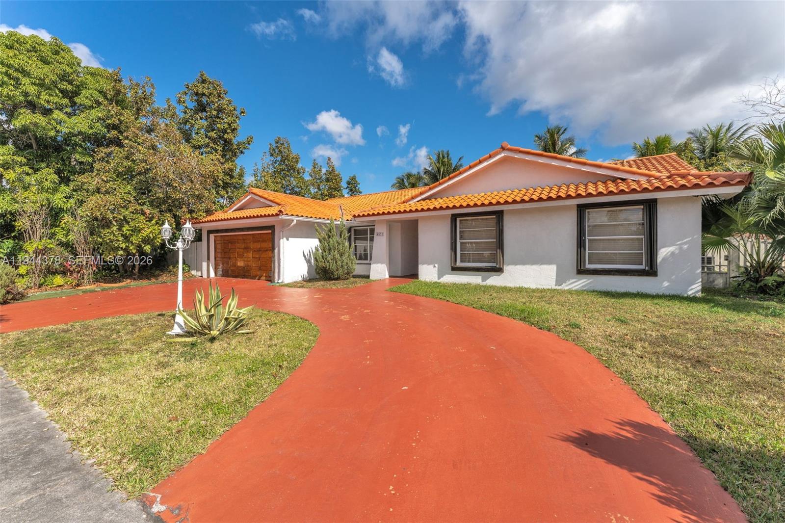 BIRD LAKES NORTH SEC 3 - Residential