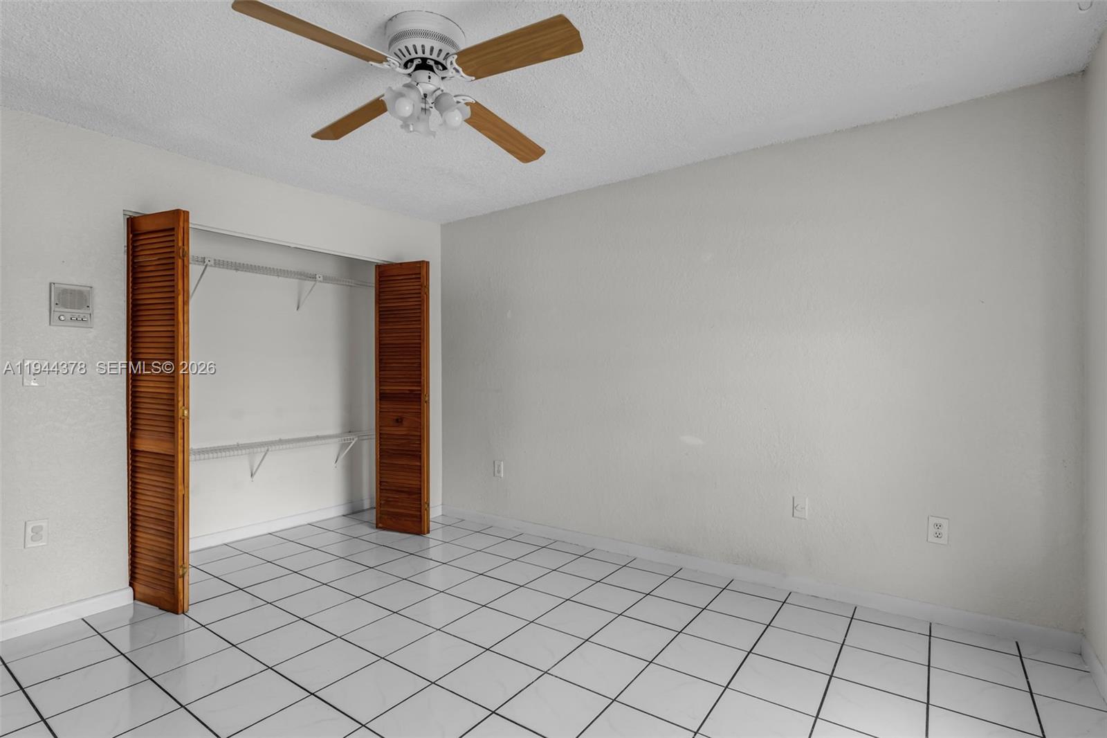 BIRD LAKES NORTH SEC 3 - Residential