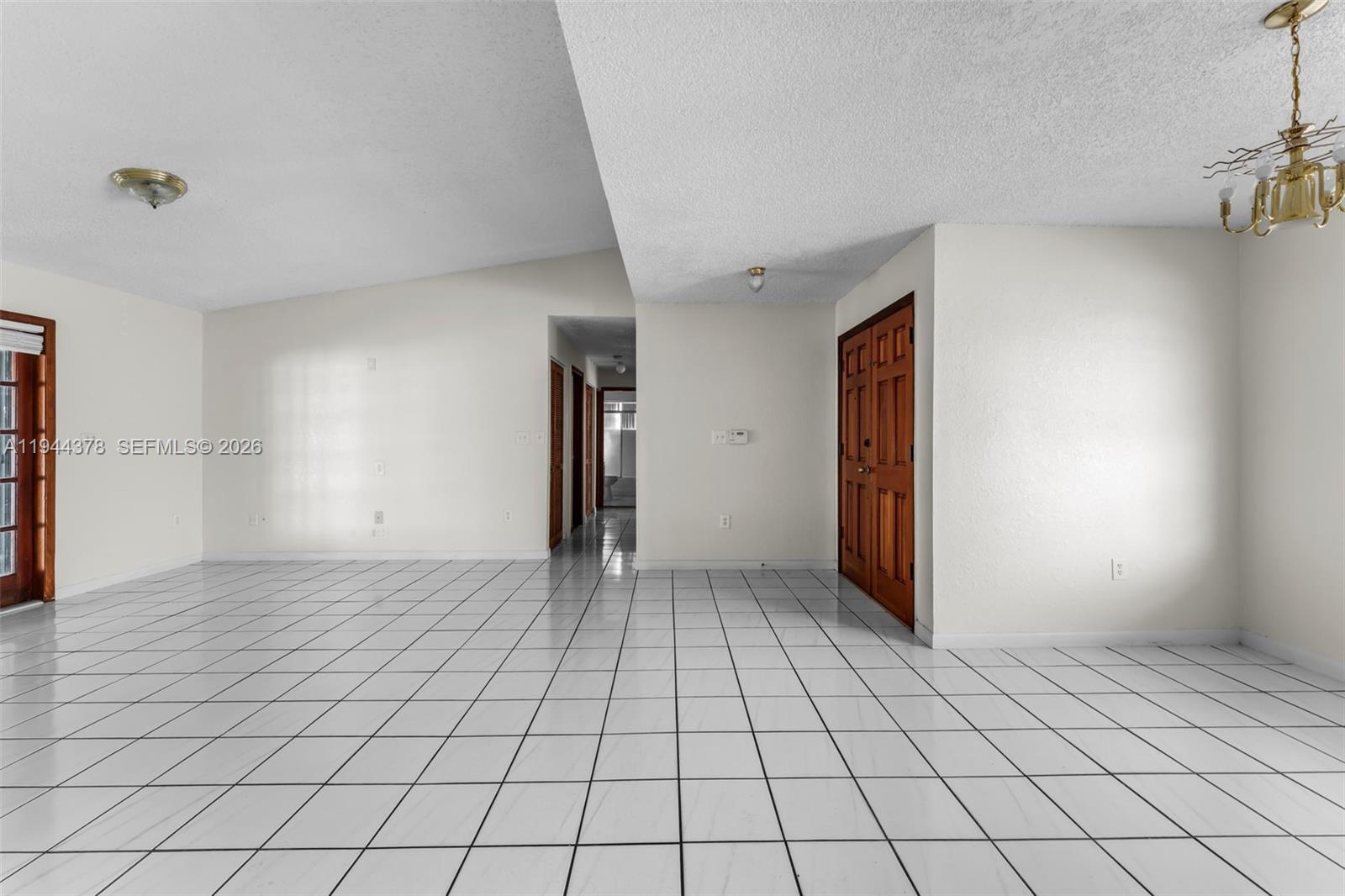 BIRD LAKES NORTH SEC 3 - Residential