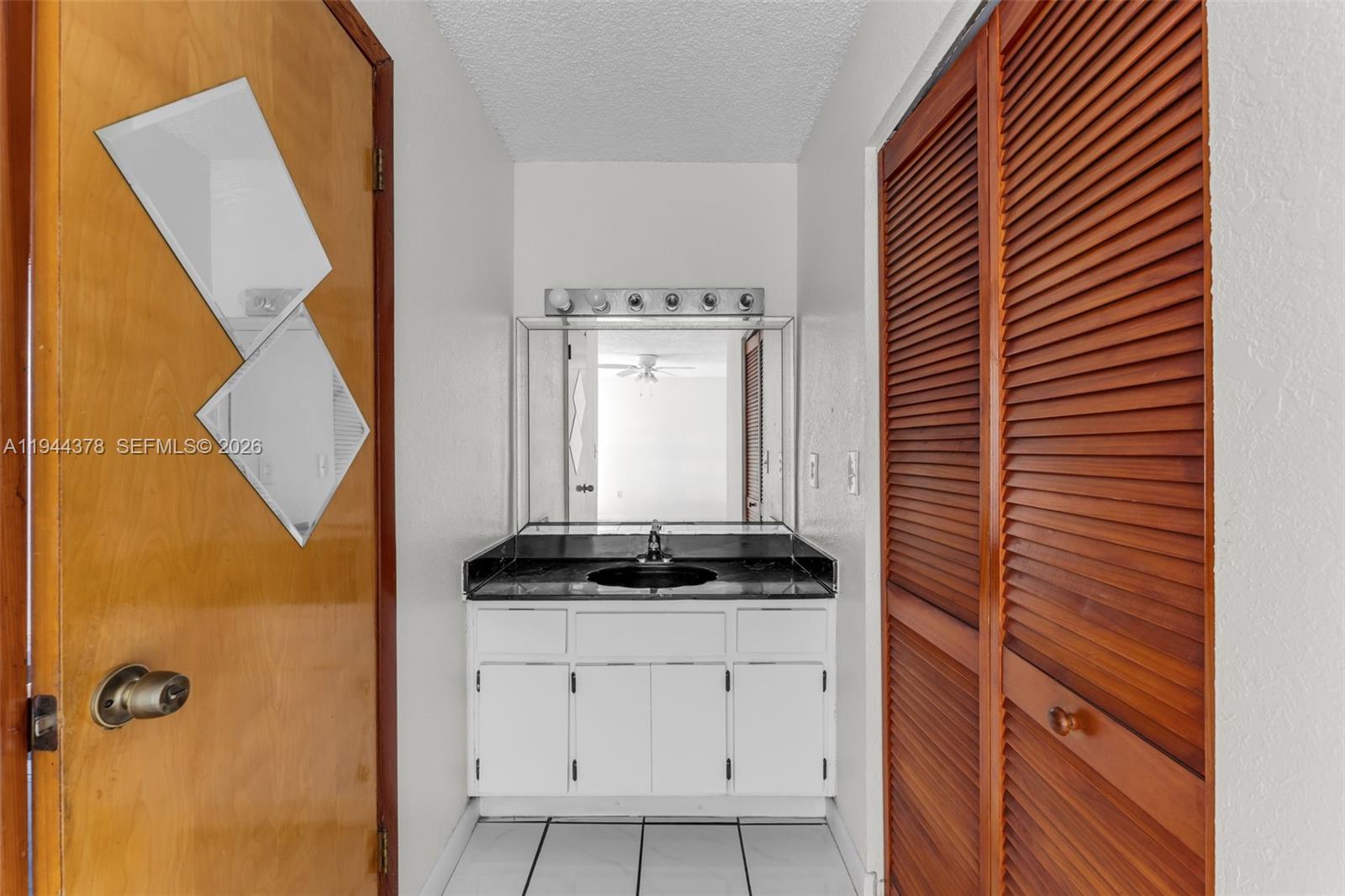 BIRD LAKES NORTH SEC 3 - Residential