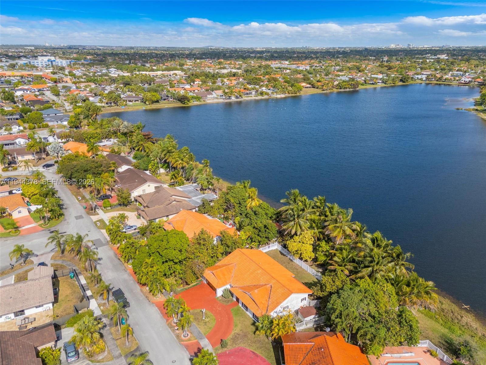 BIRD LAKES NORTH SEC 3 - Residential