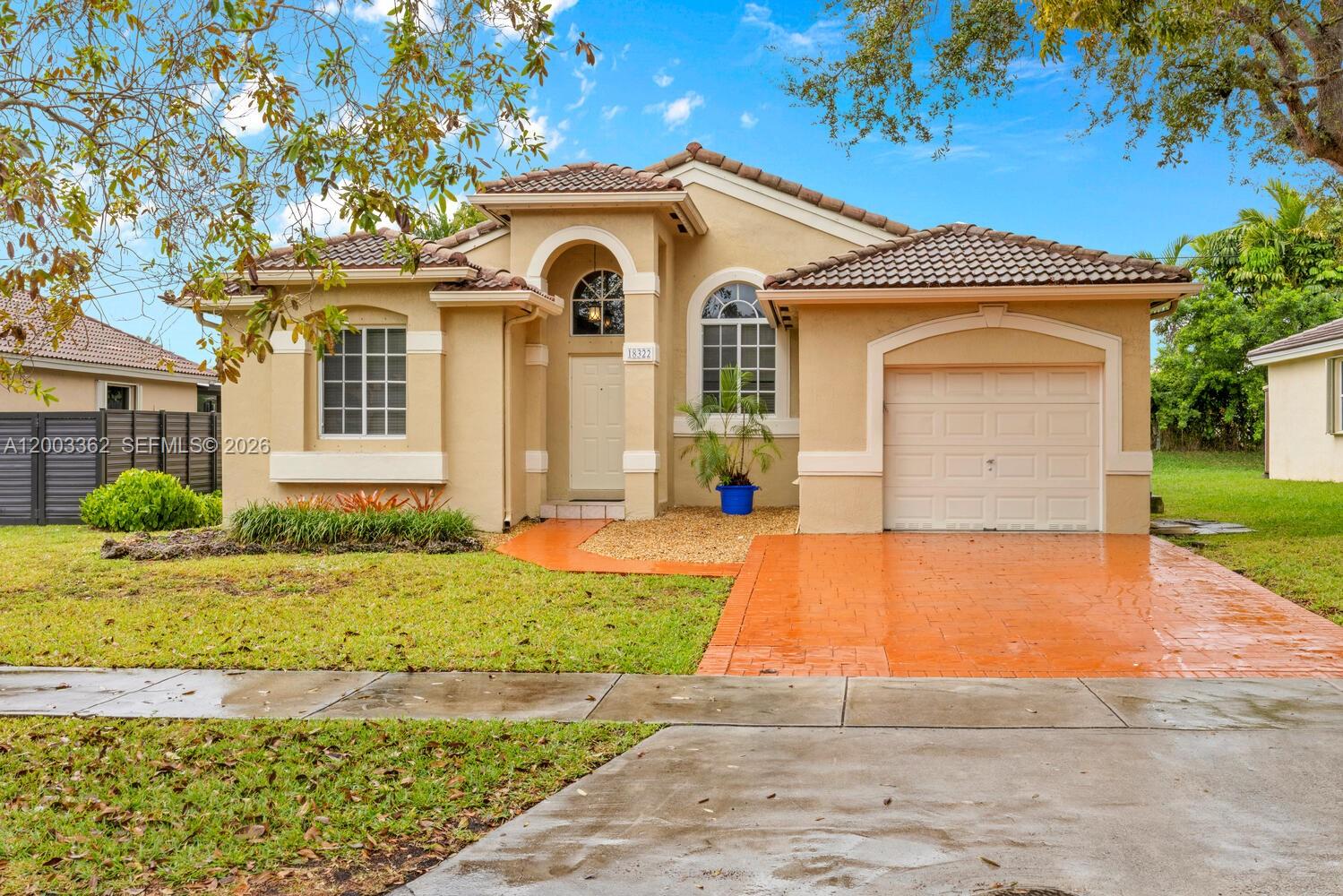 EMERALD OAKS - Residential