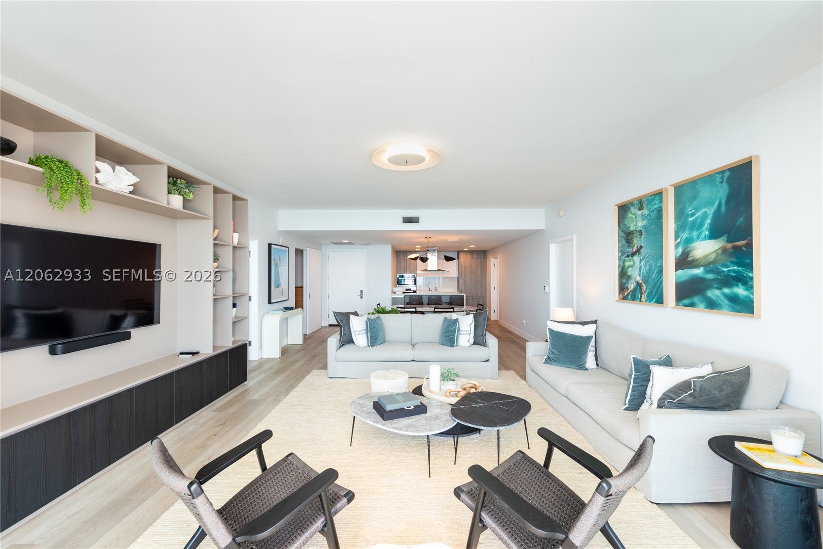 360 Ocean Dr 904S