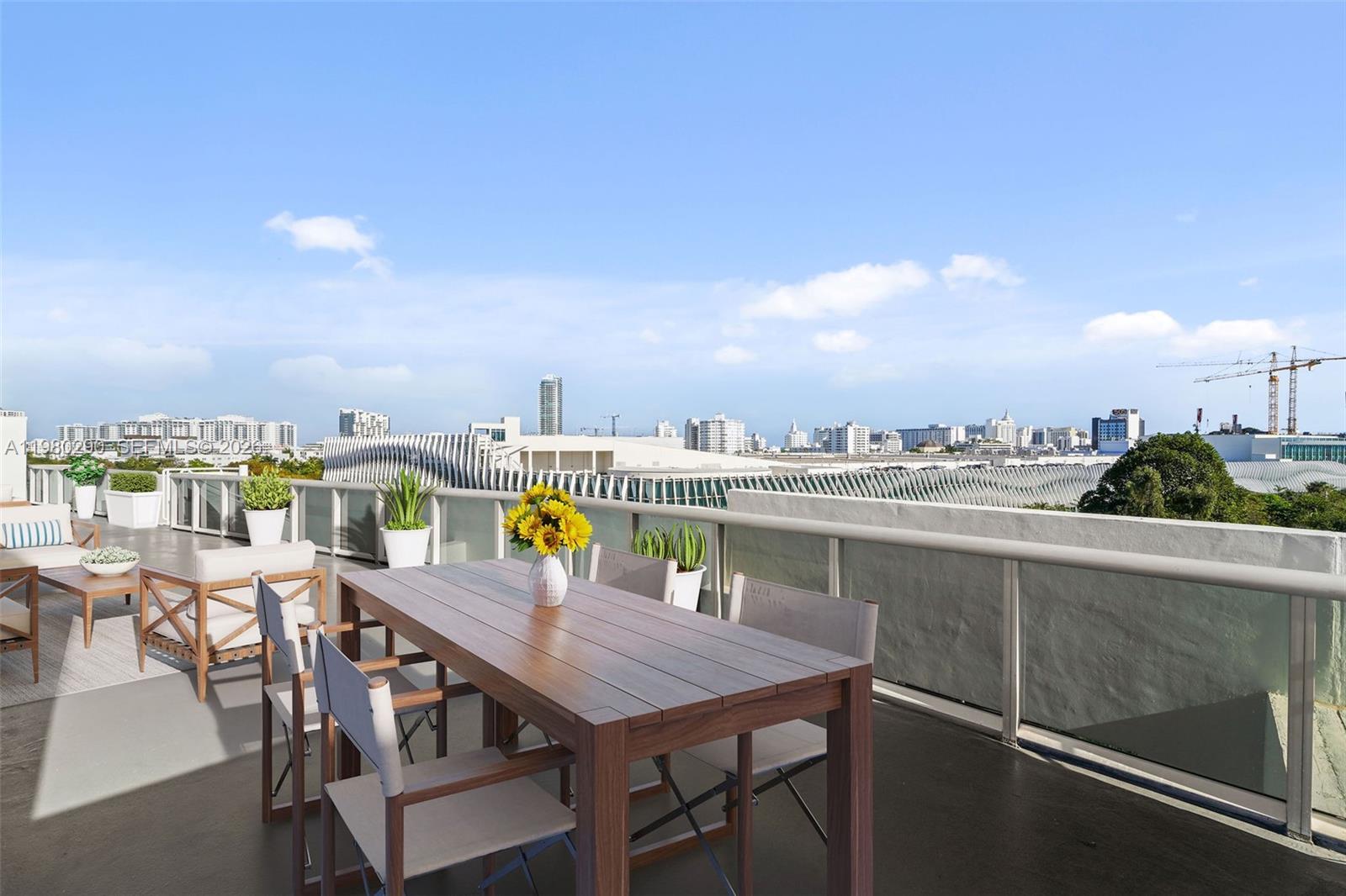 THE MERIDIAN CONDO - Residential