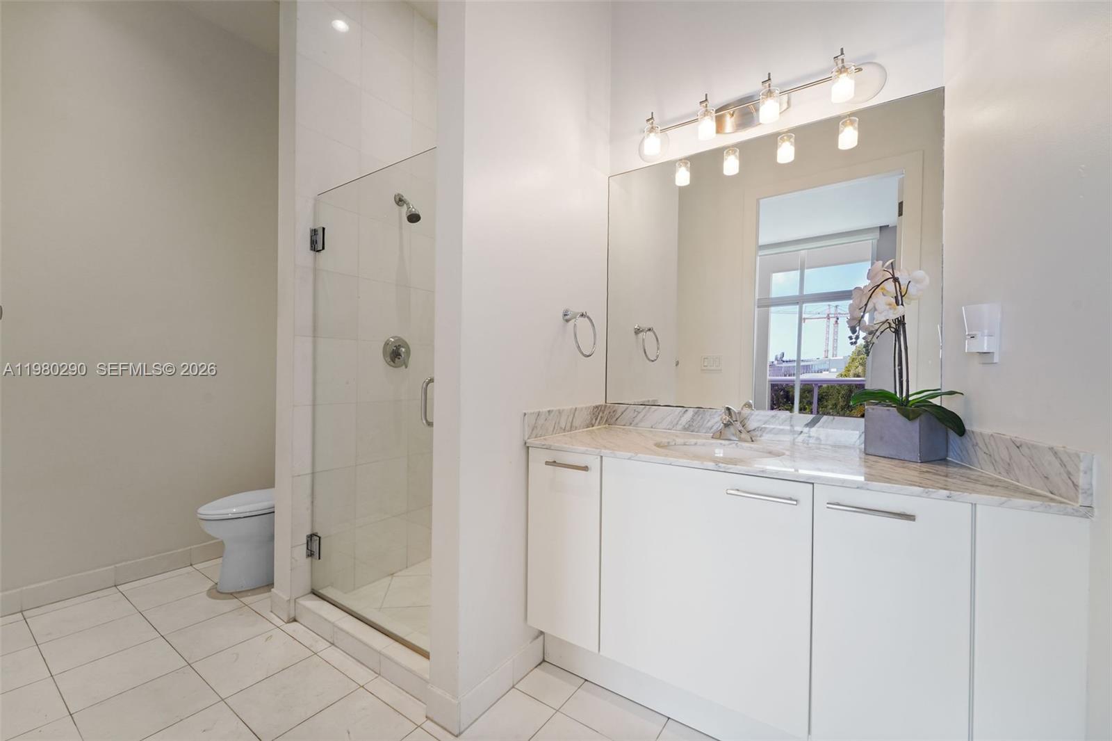 THE MERIDIAN CONDO - Residential