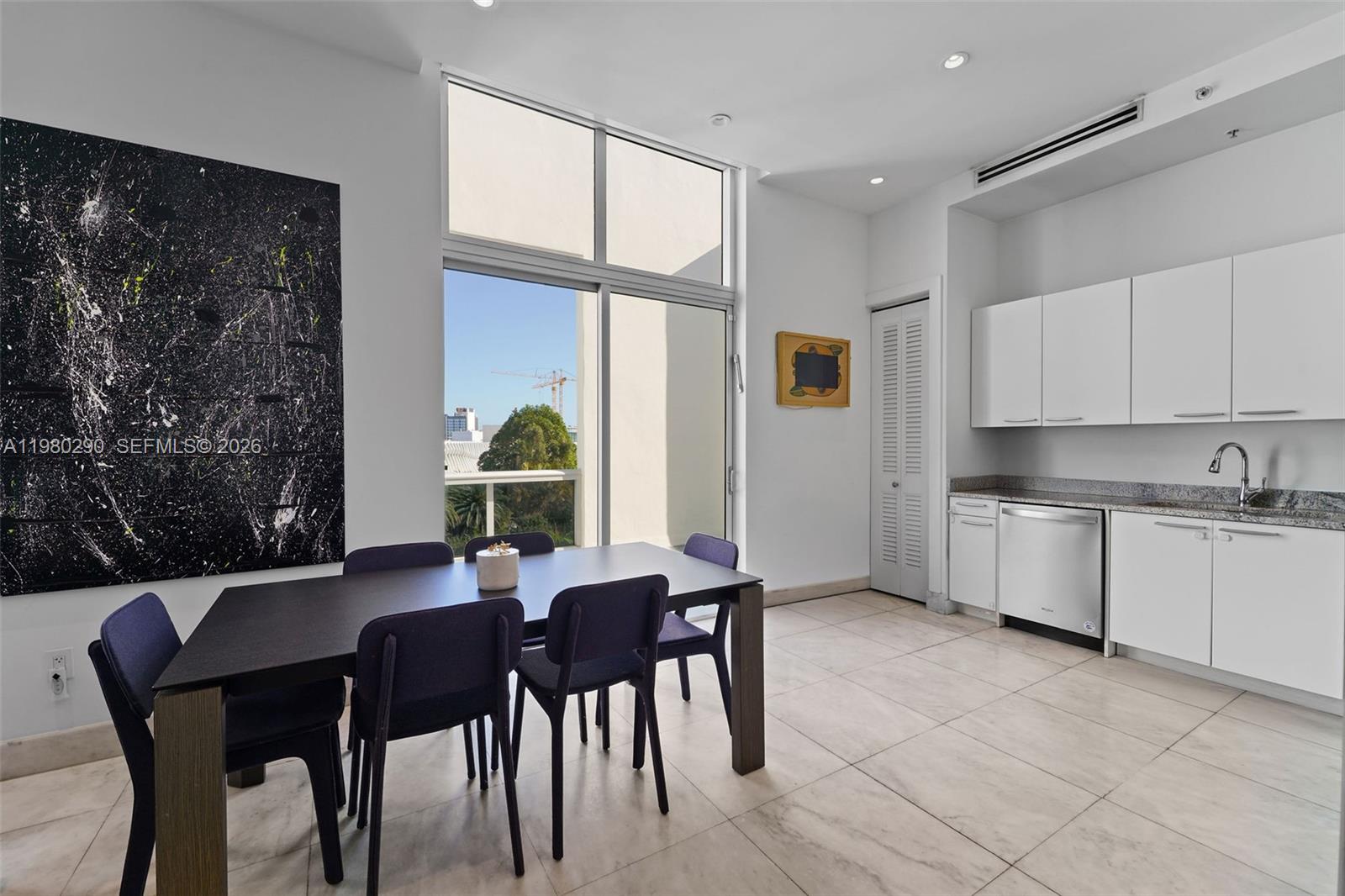 THE MERIDIAN CONDO - Residential