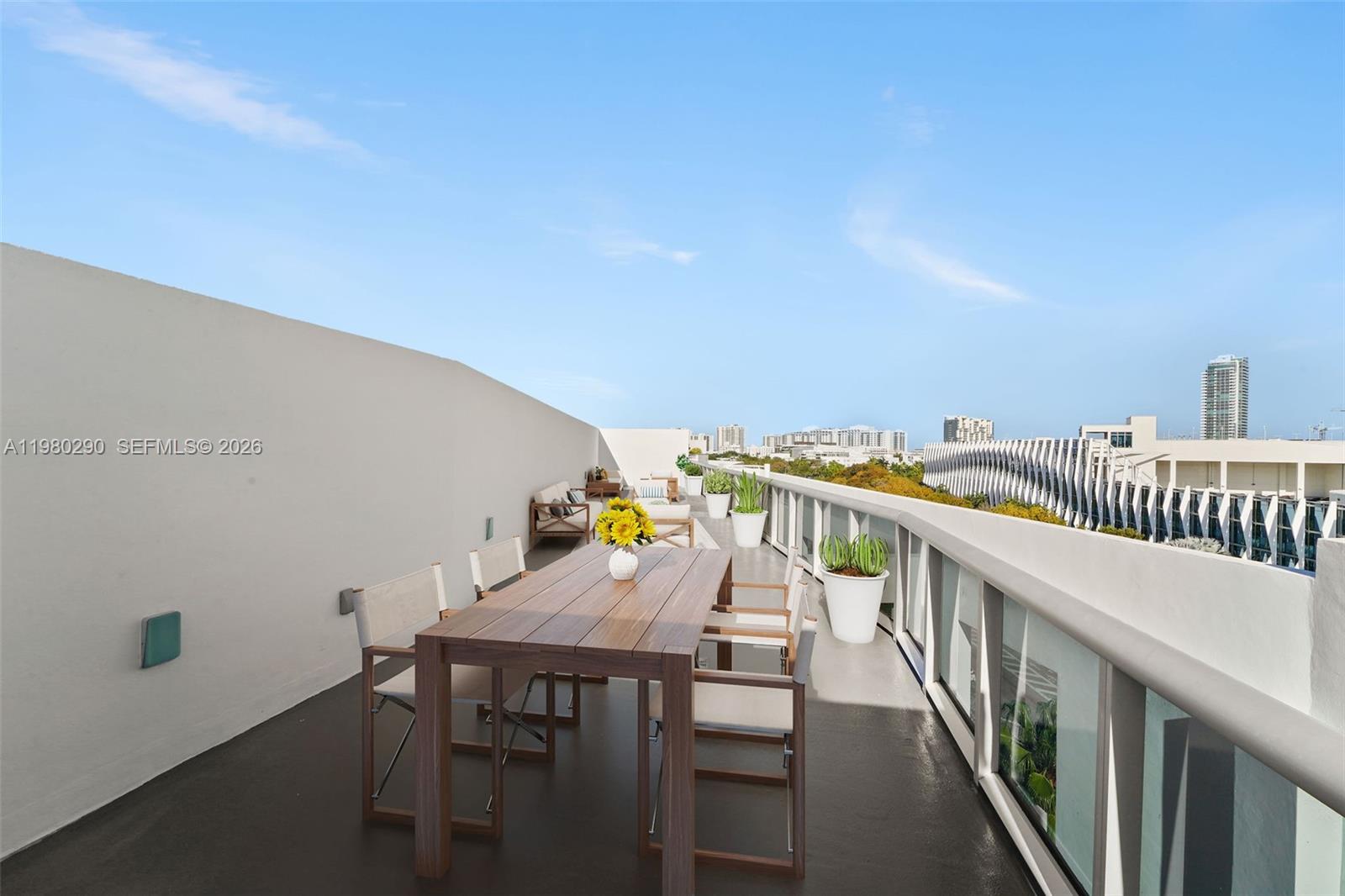 THE MERIDIAN CONDO - Residential