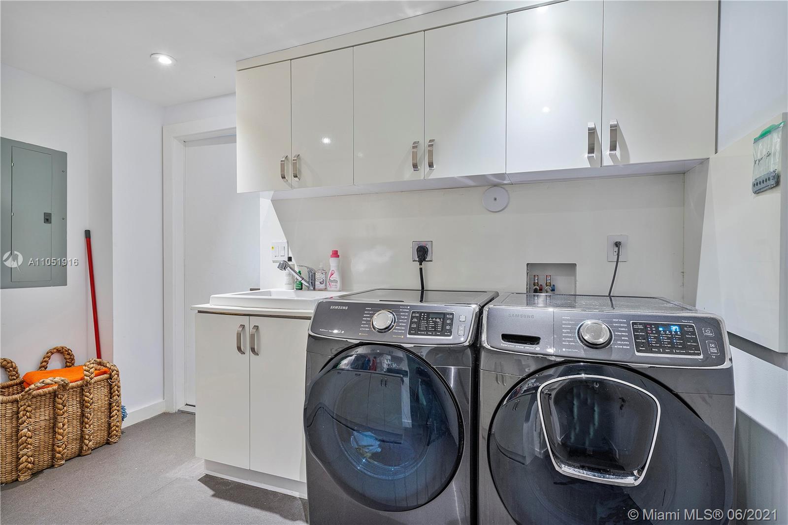 Cape Fla Sec 01 - Residential