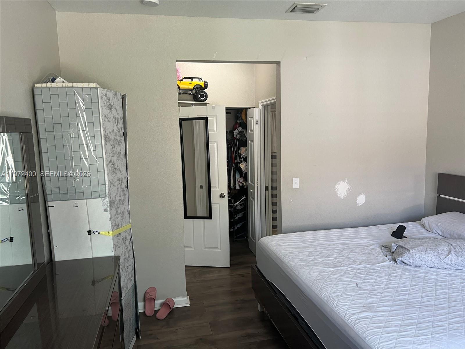 MOWRY VILLAS - Residential