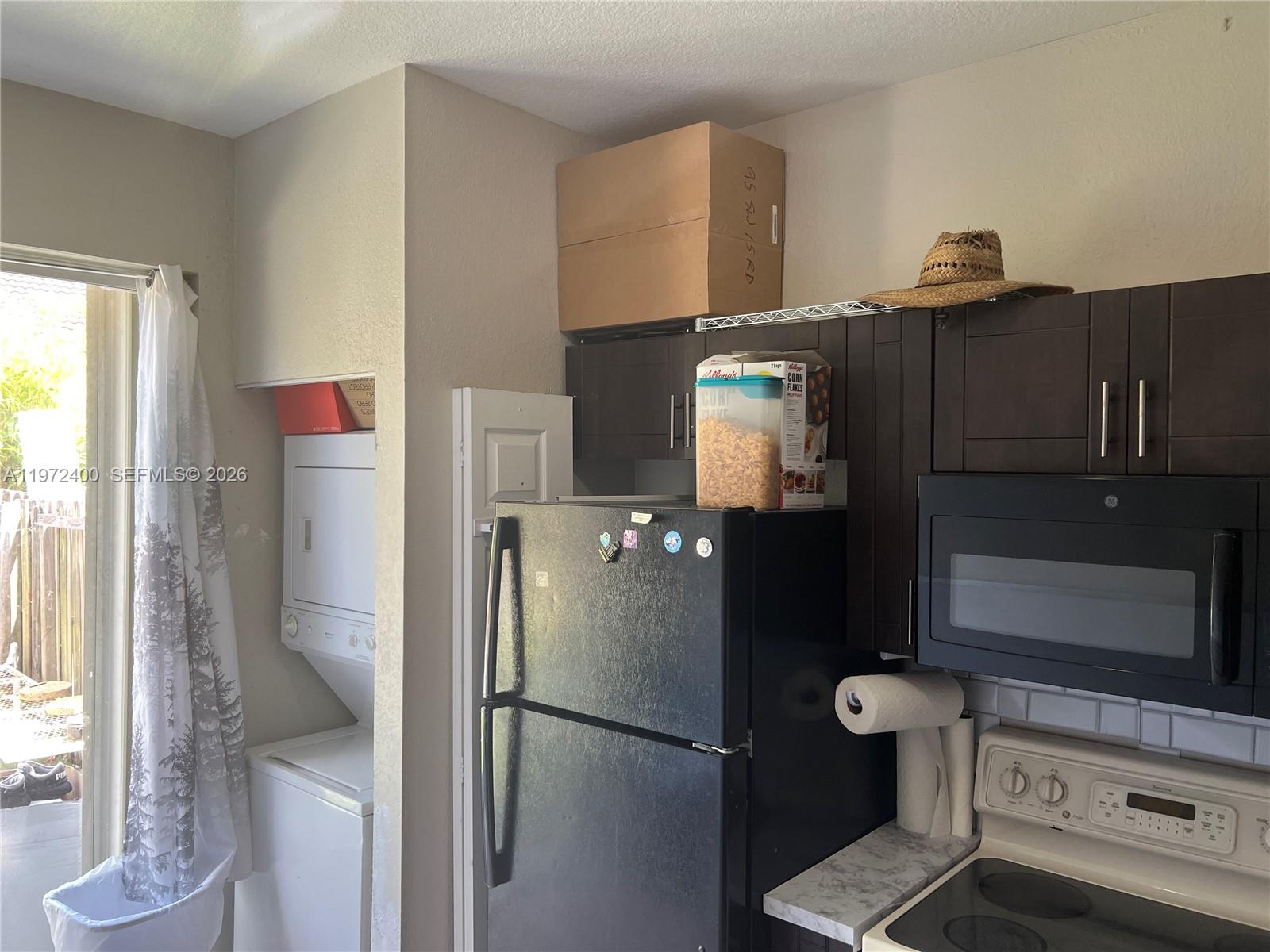 MOWRY VILLAS - Residential