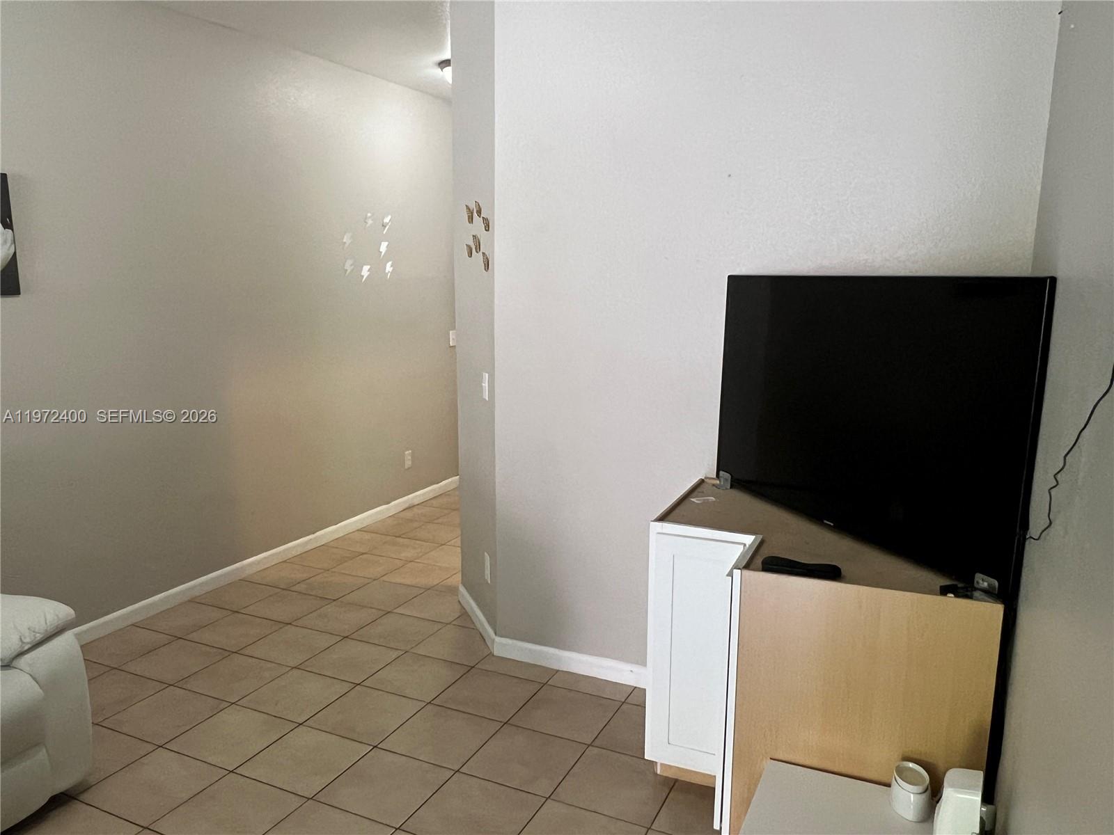 MOWRY VILLAS - Residential