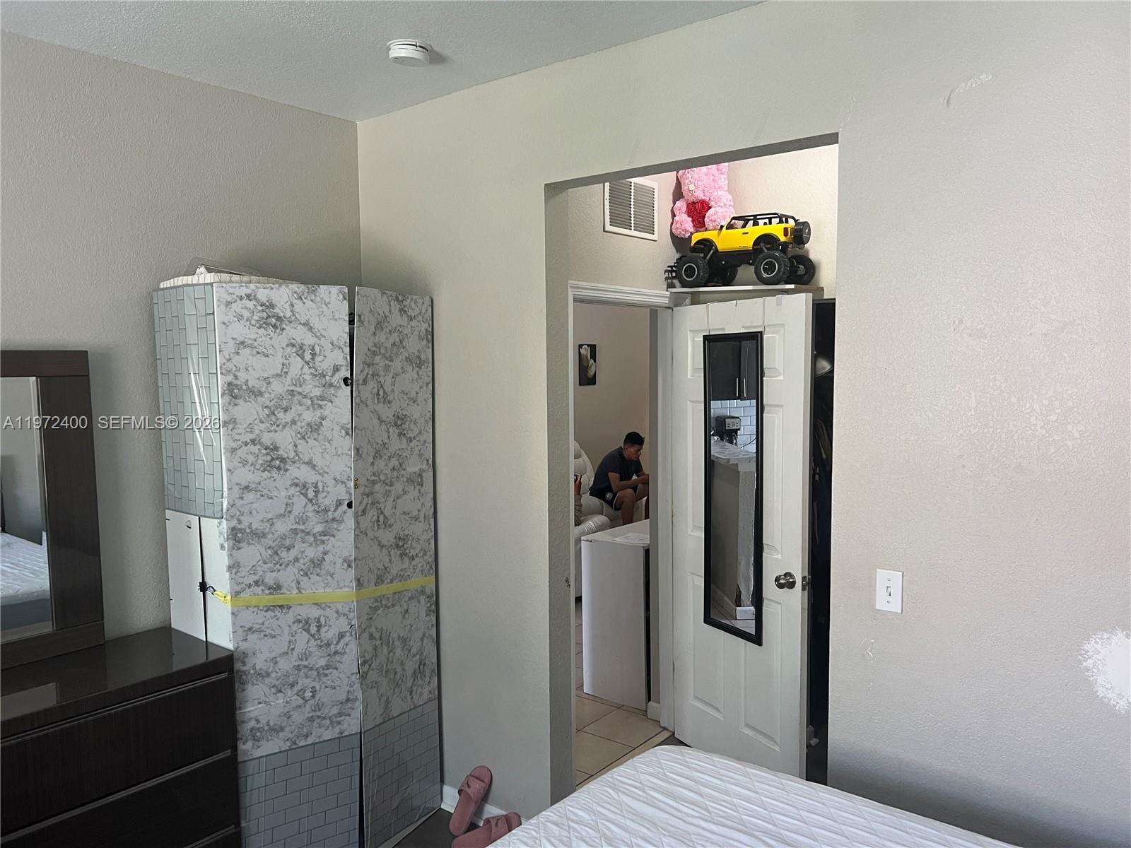 MOWRY VILLAS - Residential