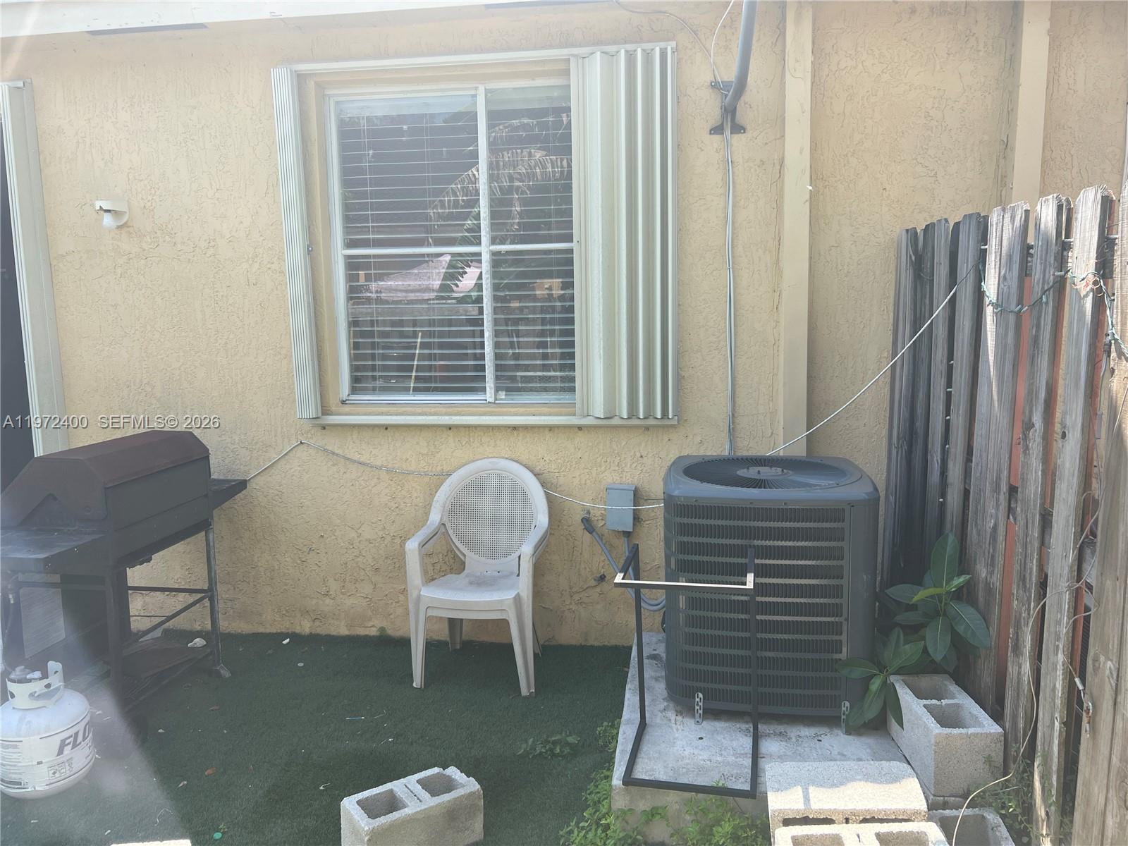 MOWRY VILLAS - Residential