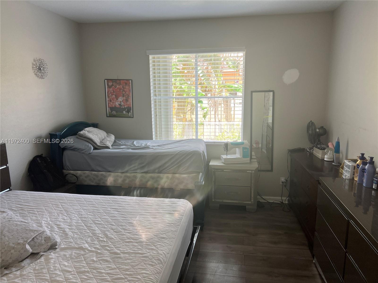 MOWRY VILLAS - Residential