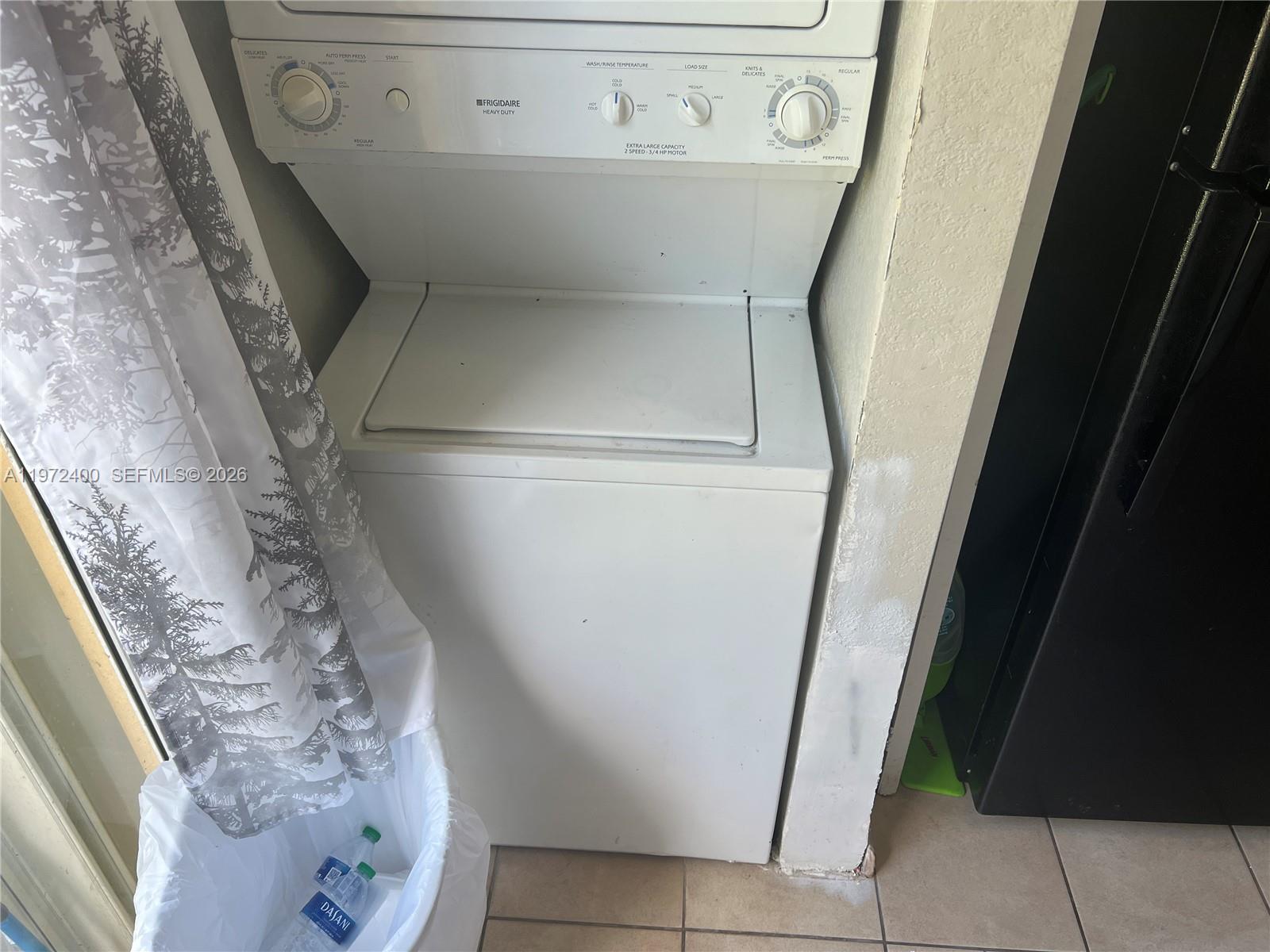 MOWRY VILLAS - Residential