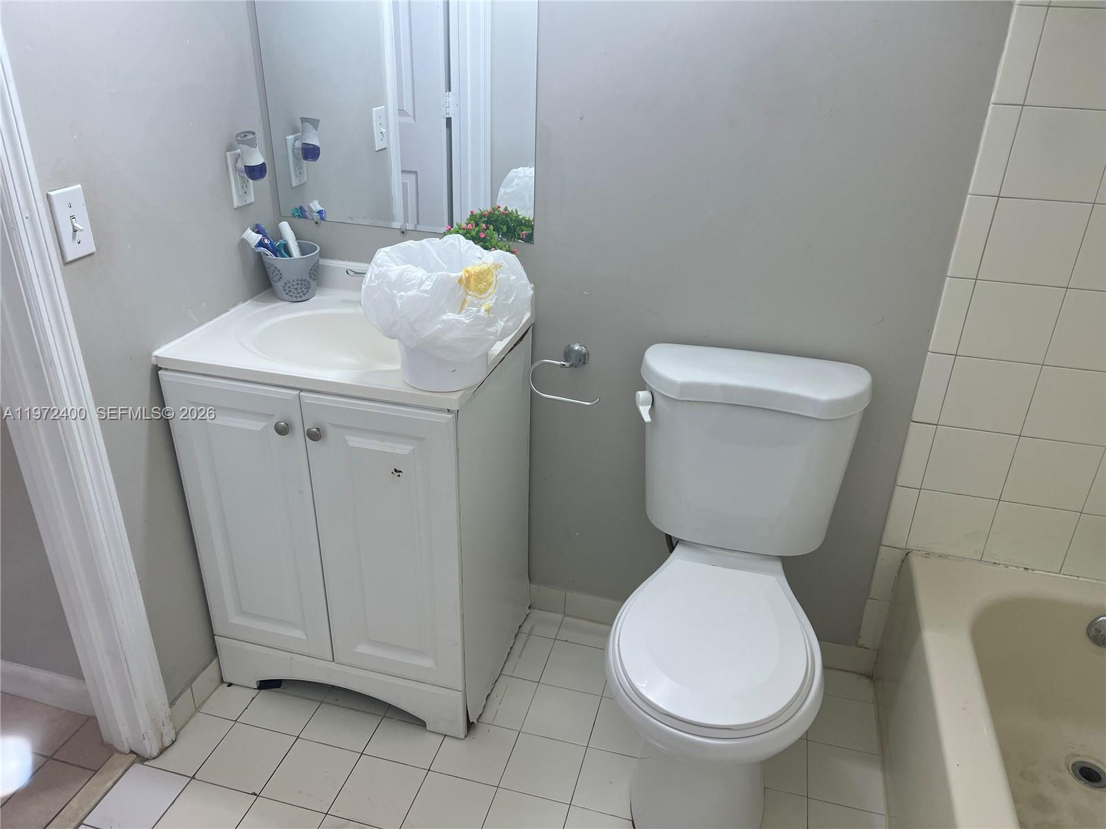 MOWRY VILLAS - Residential